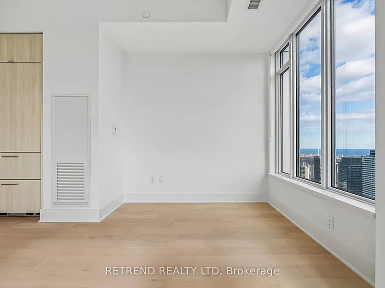 11 Yorkville Ave #5709 — Photo 39