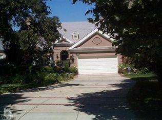 2411 Stafford Rd, Thousand Oaks, CA 91361