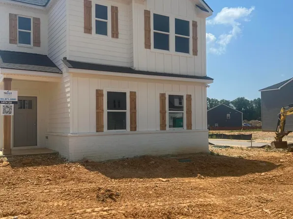 8279 Shrewsbury Ln #38, Ooltewah, TN 37363