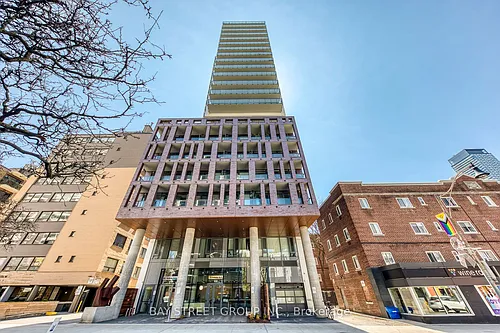 81 Wellesley St E Photo 1