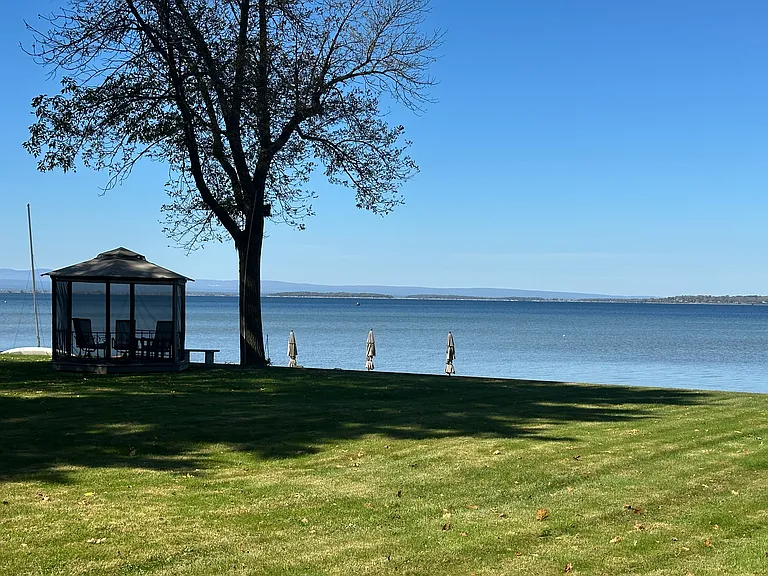 304 Thayer Bay Rd — Photo 24