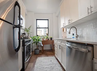 Rented by Rita S Citrin, LREB