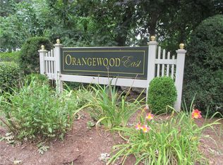 130 Shagbark Dr UNIT 130, Derby, CT 06418