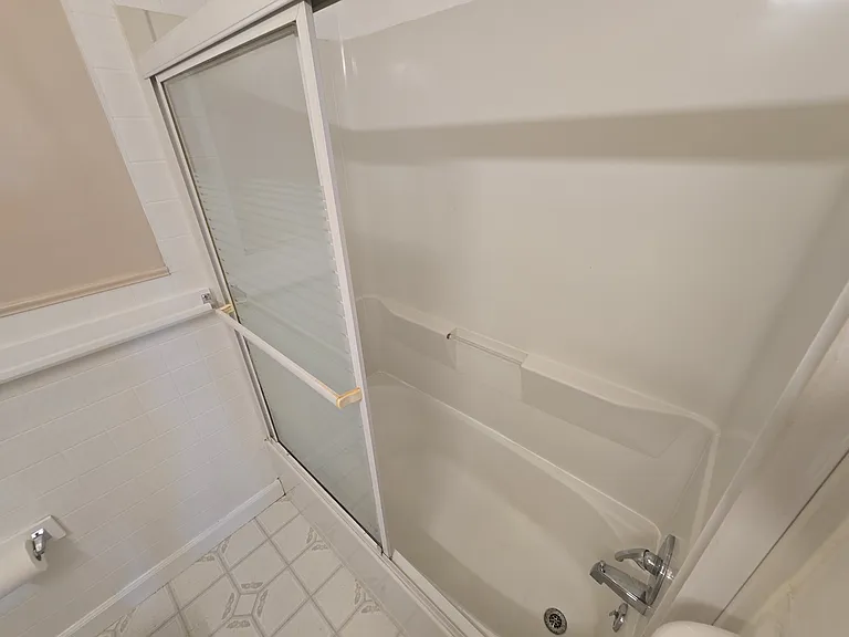 236 W Granada Ave — Photo 12