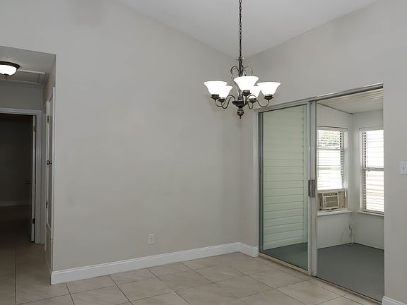 5th image of 1125 Nestling Ct