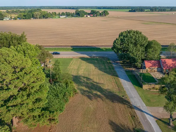 300 McDoniel St, Tuckerman, AR 72473
