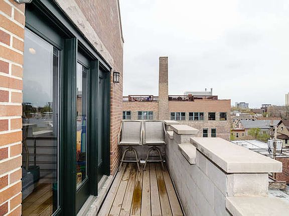 2nd image of 821 N Wood St #3