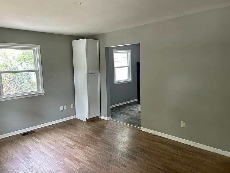 415 Tampa St SE — Photo 7
