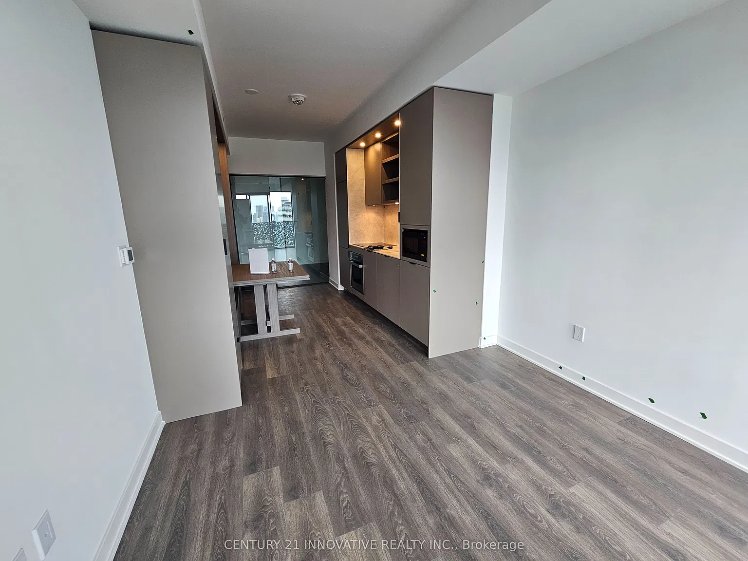 2 bed, $3,000 — Photo 2