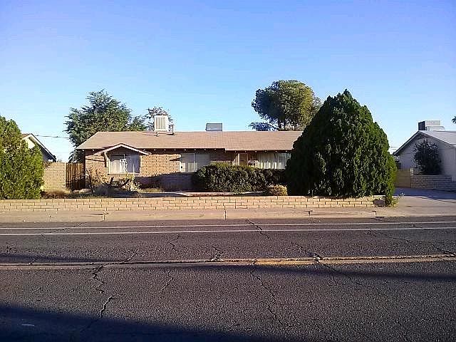 1st image of 3136 W Sweetwater Ave