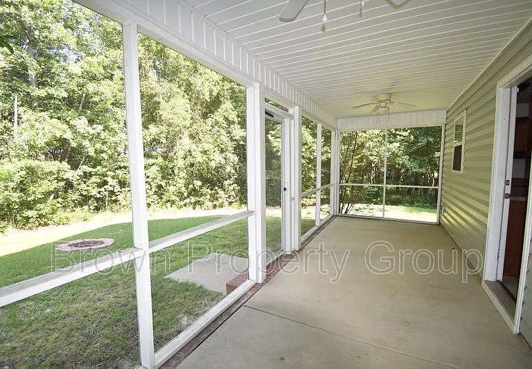 165 Pender Rd — Photo 22