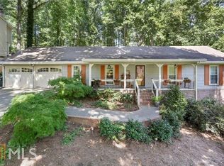 4635 Mountain Creek Dr, Roswell, GA 30075
