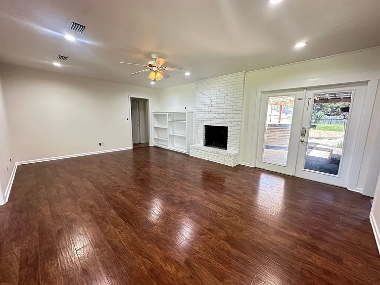 1008 Francais Dr — Photo 4