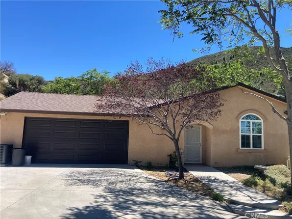 40335 Calle Maceta De Flores, Saugus, CA 91390