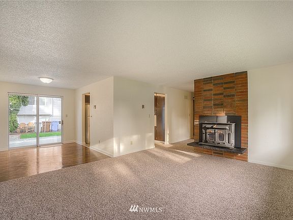 5th image of 4038 E E Street