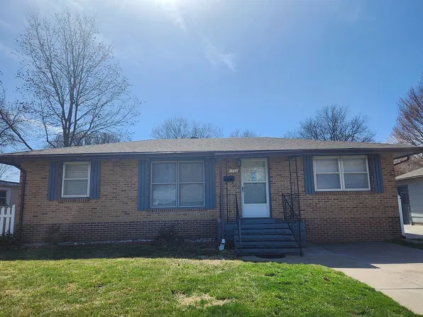 1002 E 9th St, Concordia, KS 66901