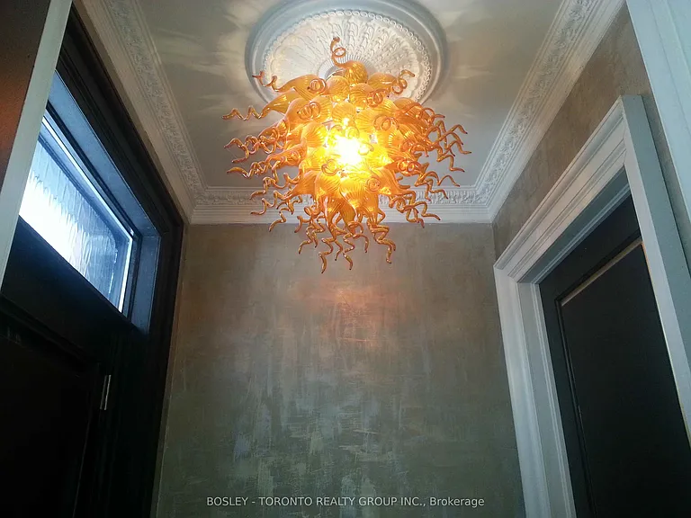 21 Lansdowne Ave #1 — Photo 9