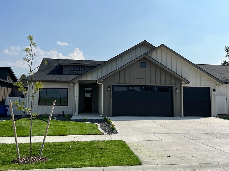 1st image of 2562 W Okanogan Ave