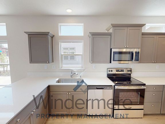5th image of 241-279 Avery St #325