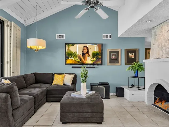 4493 E Seven Lakes Dr Unit C, Palm Springs, CA 92264