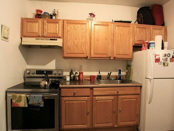 2nd image of 398 3rd Ave APT 4A