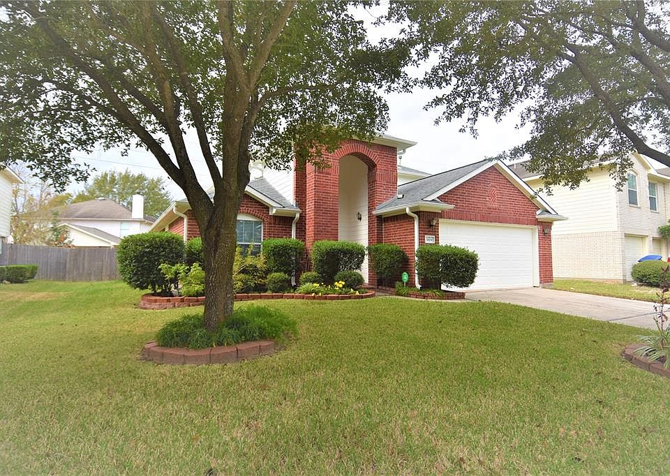 1st image of 3819 Flatwood Dr