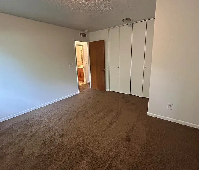 938 S Grove St #4 — Photo 11