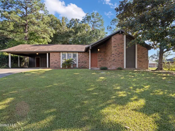12321 Kipling Pl, Ocean Springs, MS 39564