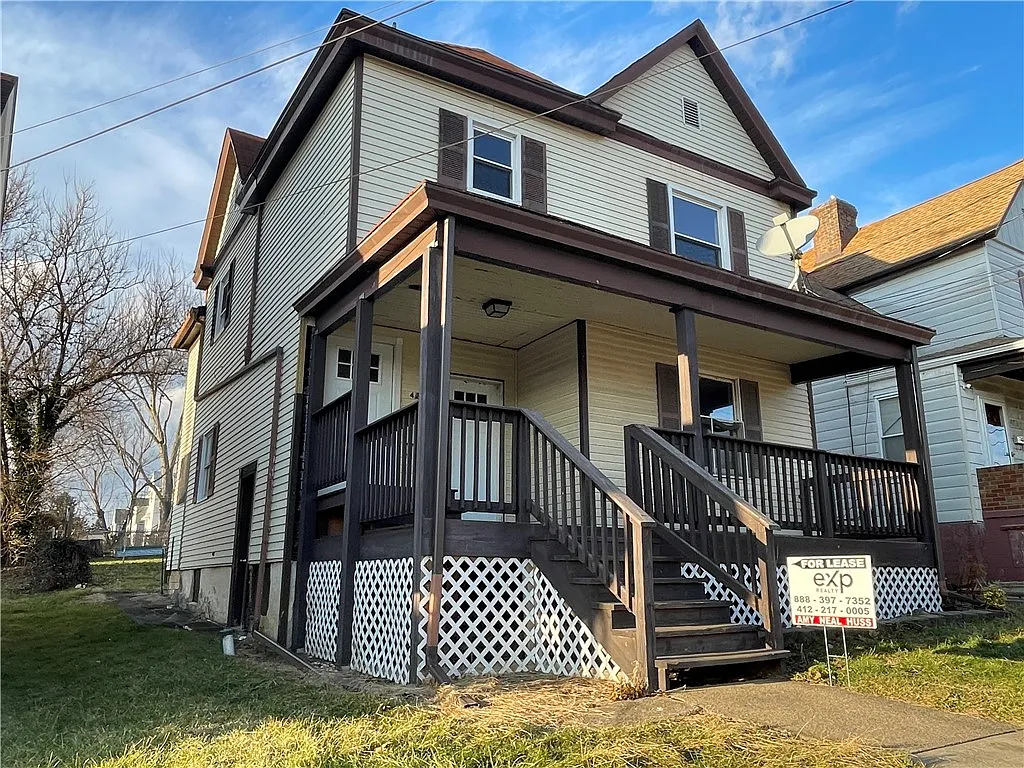425 W Hallam Ave photo 1