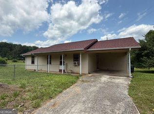 109 Broken Arrow Ln, Clarkesville, GA 30523