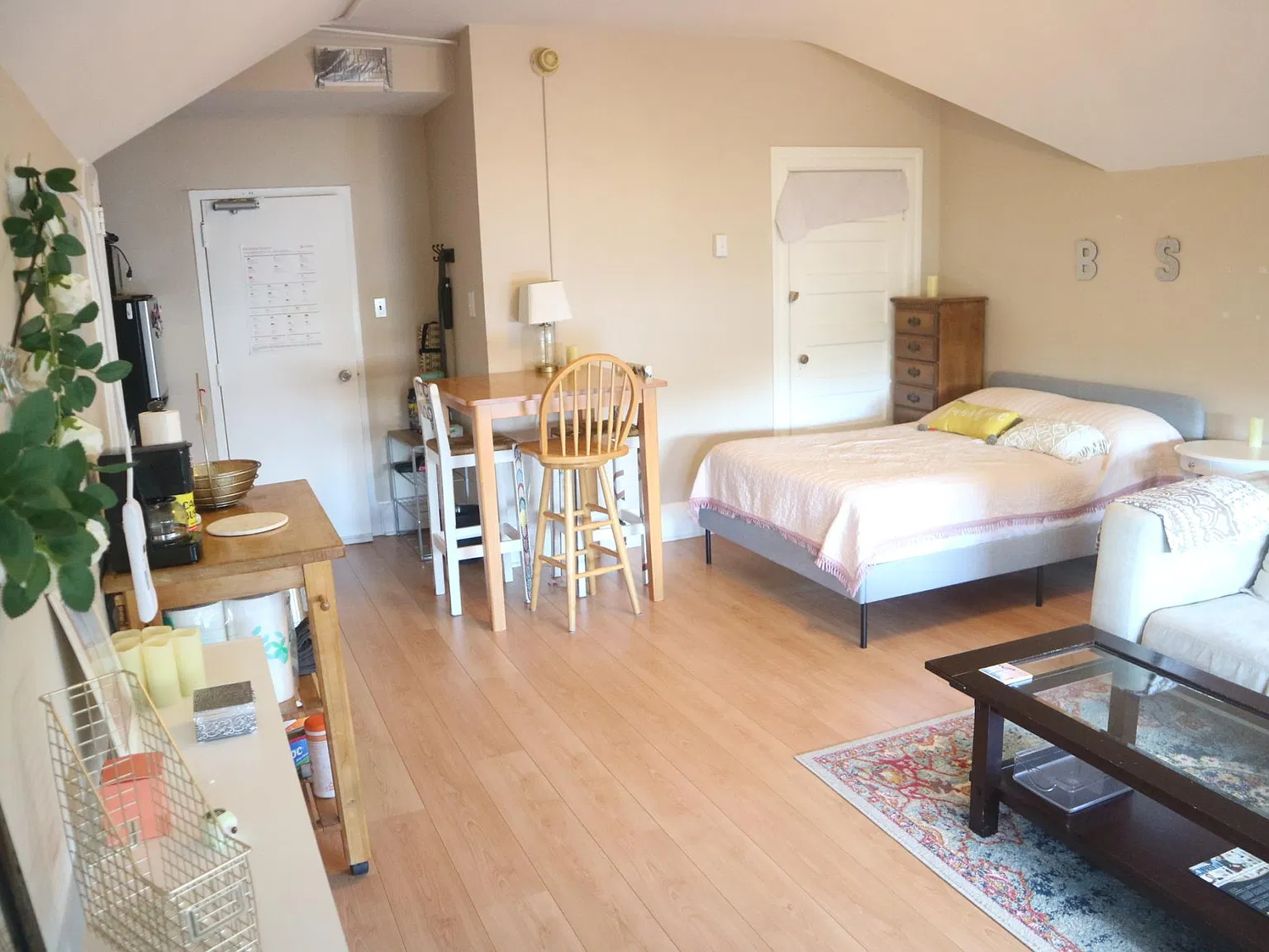 Studio, $1,530 — Photo 2