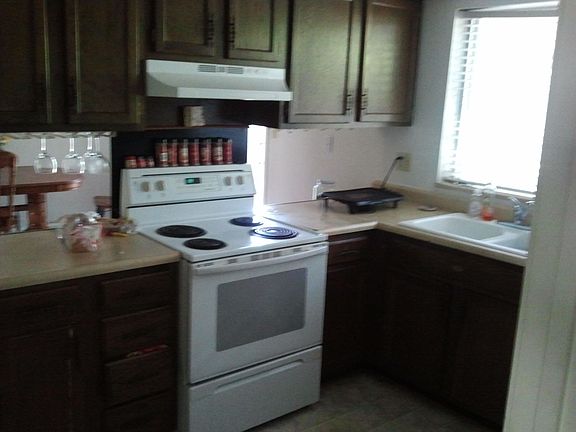 2nd image of 6516 E 128th Ter