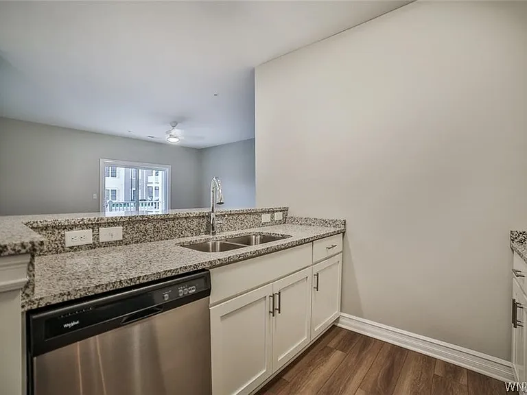 275 Northill Dr #D — Photo 14