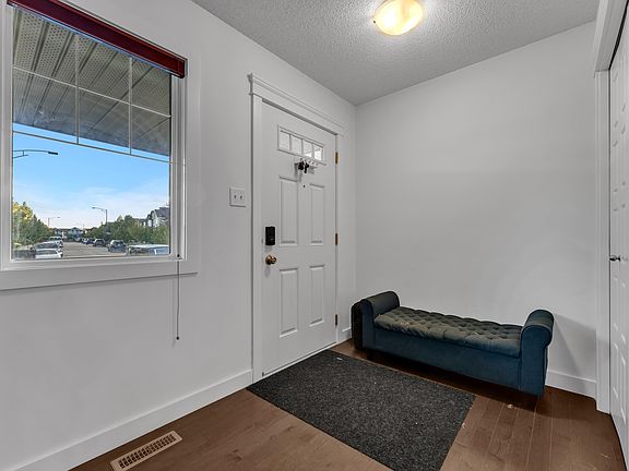 3rd image of 16052 11th Ave SW