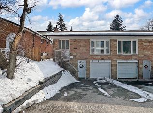 19 Clancy Dr, Toronto, ON M2J2V7