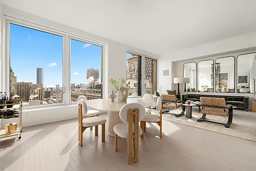 91 Leonard St Photo 1