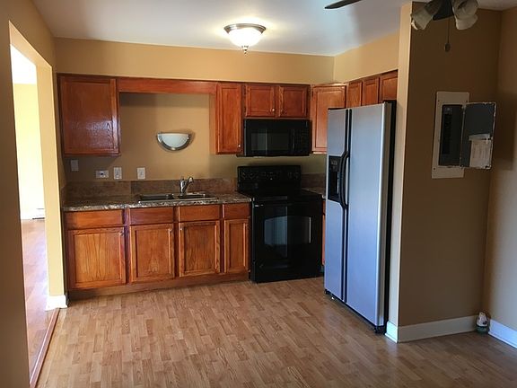 3rd image of 15810 Terrace Dr Unit 3W