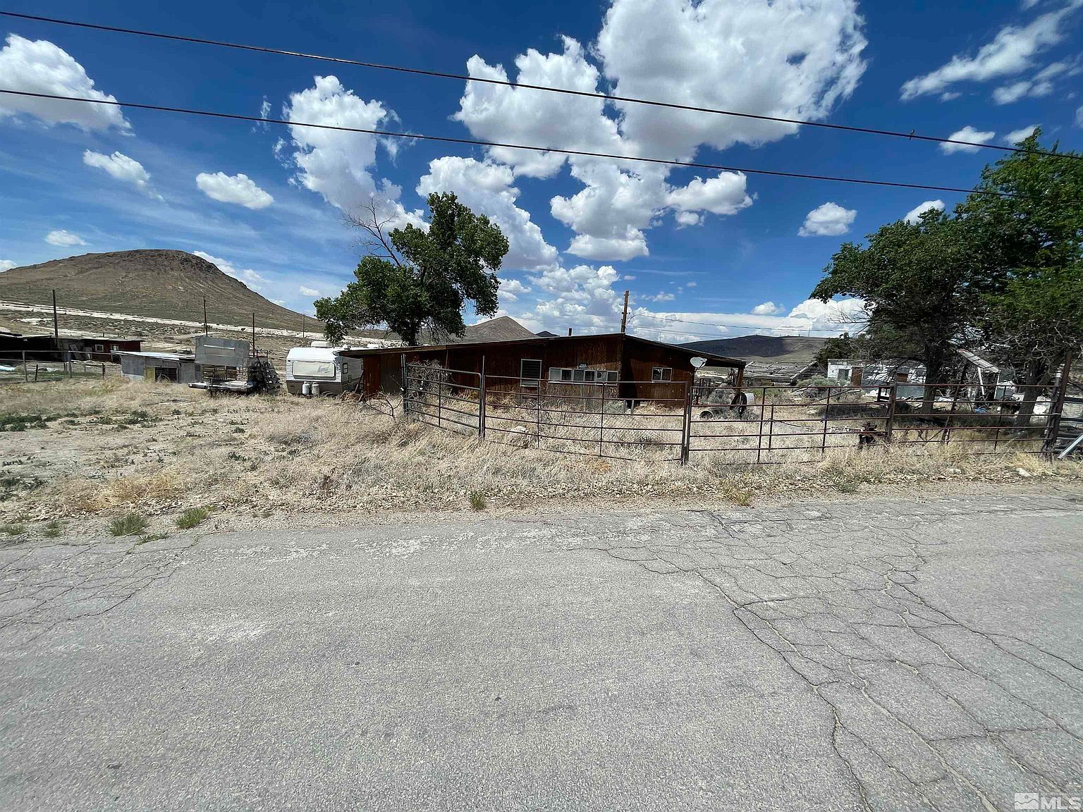 793 E Ketten Rd, Tonopah, NV 89049 | Zillow