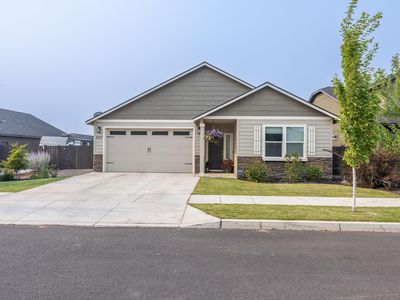 2557 NW Glen Oak Ave, Redmond, OR, 97756