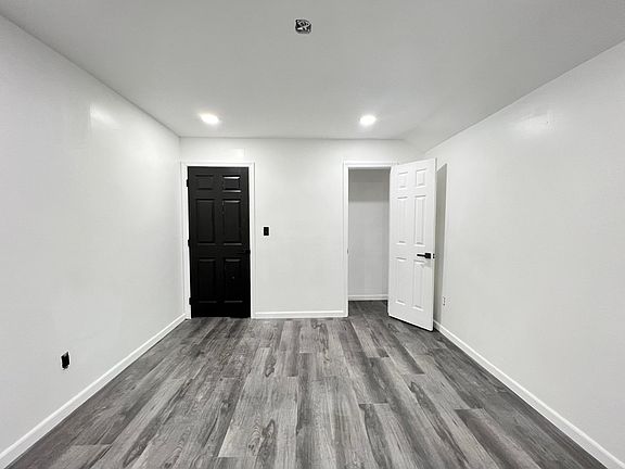 3rd image of 68-04 Beach Channel Dr #2