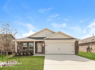 712 Dressage Ln, Aubrey, TX 76227