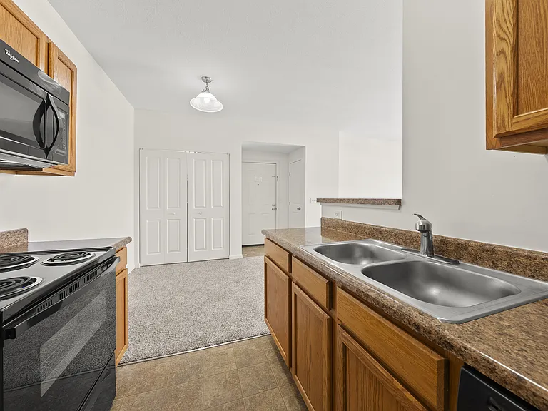 Madden's Pointe — Photo 23