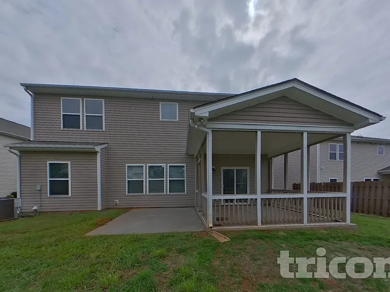 6909 Barefoot Forest Dr — Photo 24