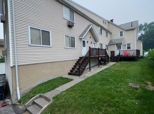 41 Orange St #3, Stamford, CT 06902