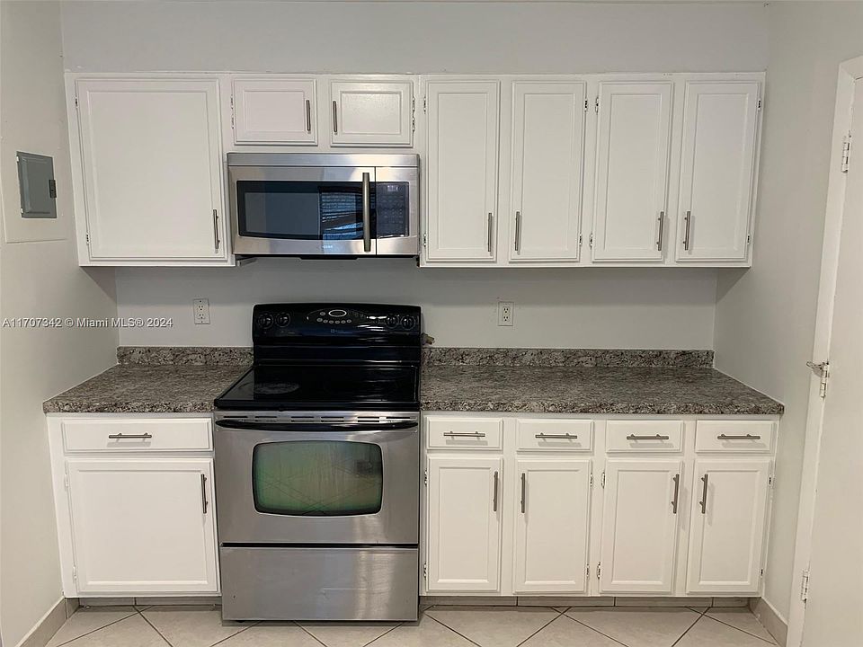 1st image of 202-9150 NW 38th Dr #202