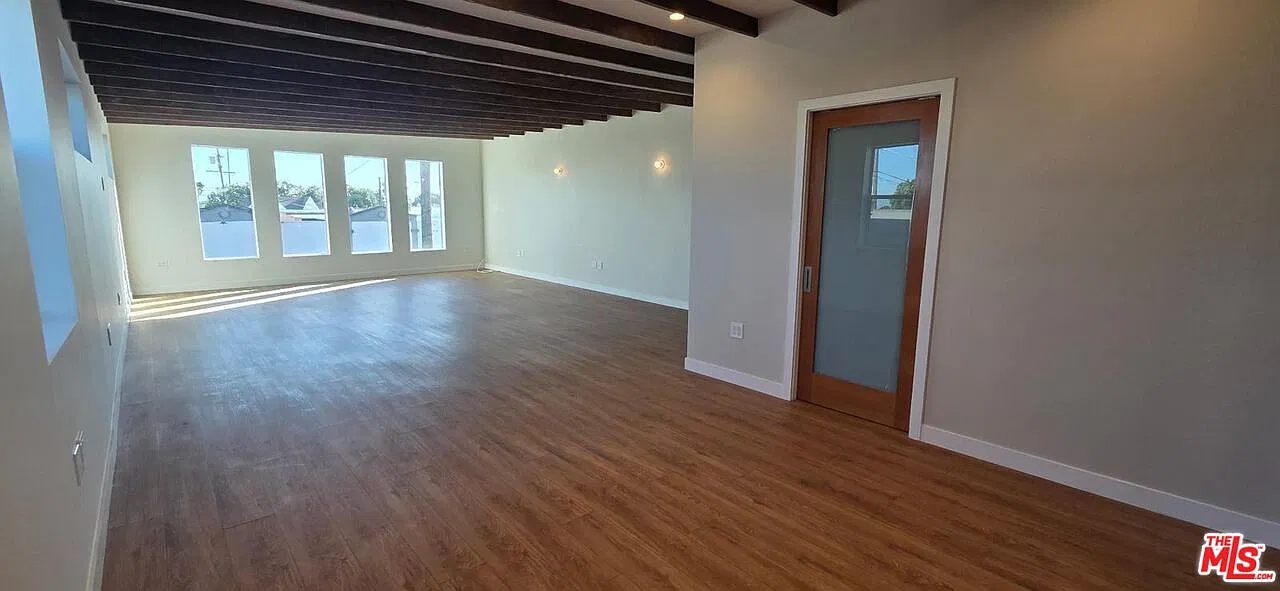 Studio, 1.0 bath, 1265 sqft, $4,000 — Photo 4
