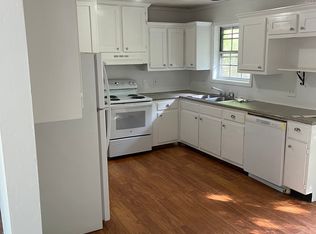 1075 Green Valley Dr NW, Conyers, GA 30012