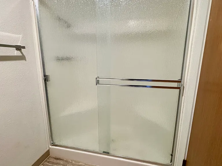 Primary shower