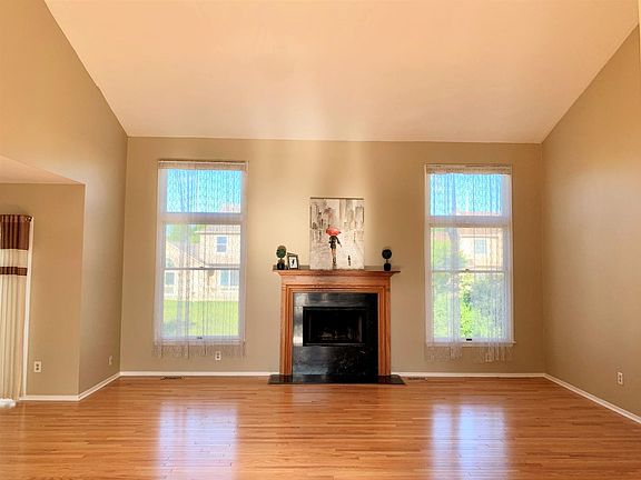 3rd image of 3161 Eagle Ct
