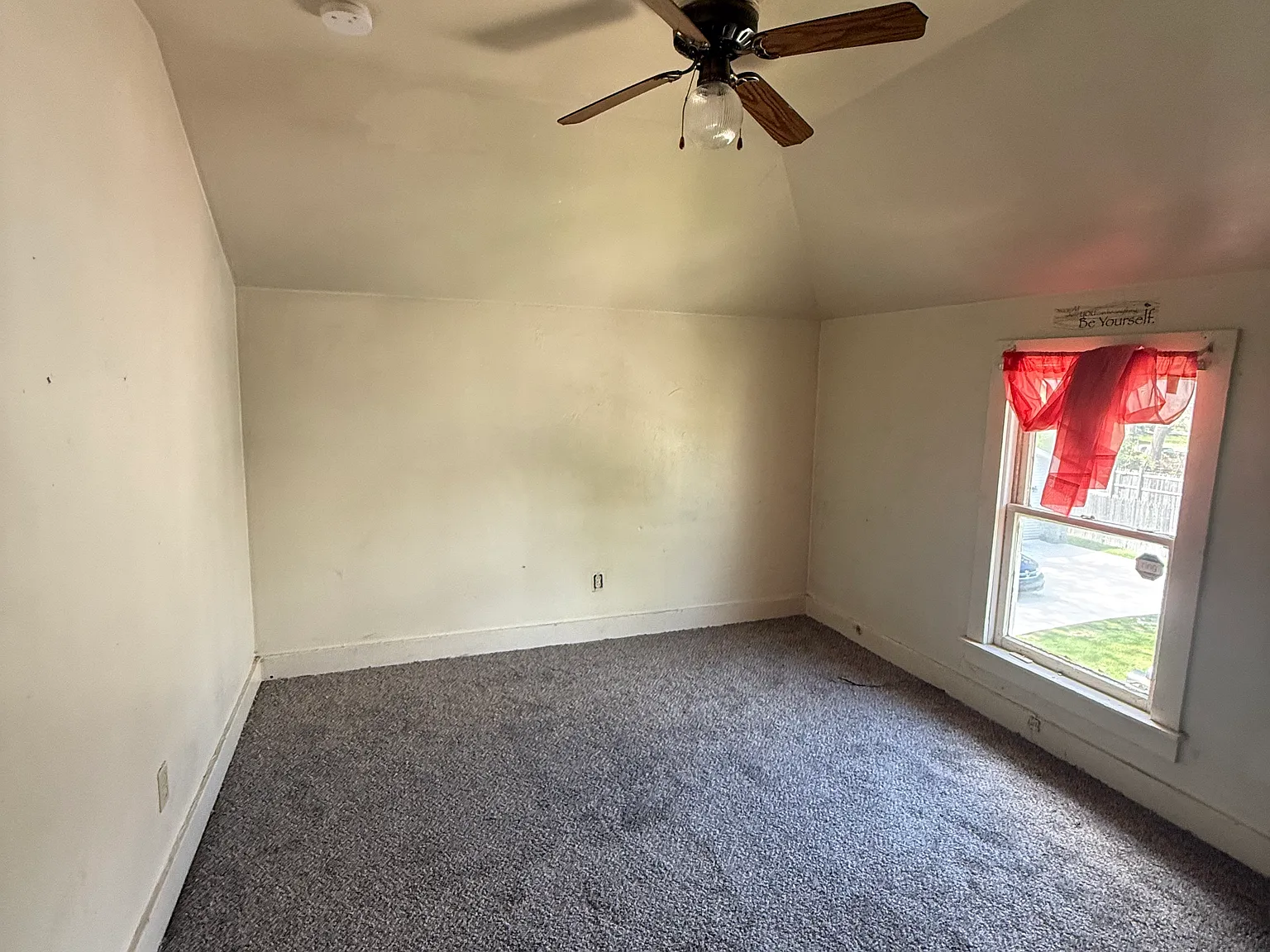 2 bed, 1085 sqft, $900 — Photo 4